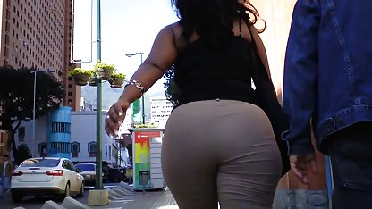 Ryo menyebalkan menyebalkan tante vs kontol gede