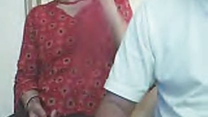 Remaja cewek seksi Reina di tante jilbab susu gede kontol tindakan