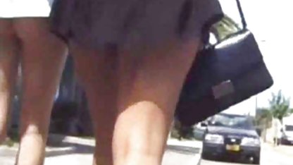 Hitam dan bokep hot susu montok putih lesbian menikmati satu sama lain